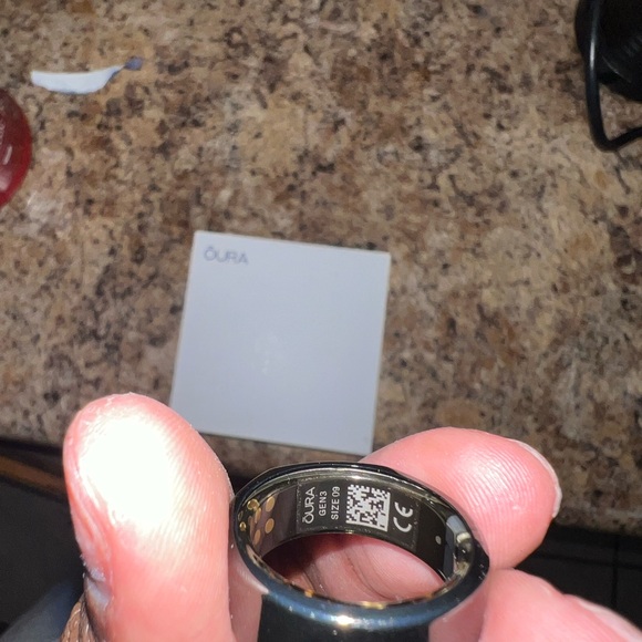 OURA RING 3 - Picture 3 of 4